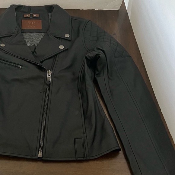 Frye women’s LEATHER  BIKER JACKET - Picture 5 of 10